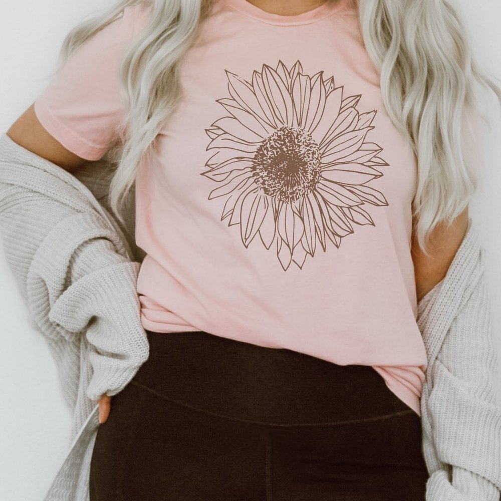 Pink Flower Graphic T-shirt NEW